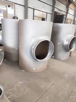 Fittings di tubi di acciaio al carbonio di 10 K saldati a fondo per l'industria