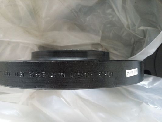 IL ACCIAIO AL CARBONIO DELL'ANSI LA B 16,5 &amp; DI ASME B16.47 IL NERO 105 DIPINGE 1/2» - 48&quot; SLIP SULLA FLANGIA ALZATA DEL FRONTE