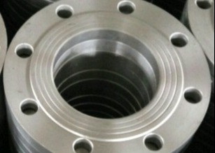 IL PIATTO DI CT20 GOST33259 TYPE01 HA FORGIATO LE FLANGE ED I MONTAGGI GOST33259 TYPE11 WN CТ 09Г2С