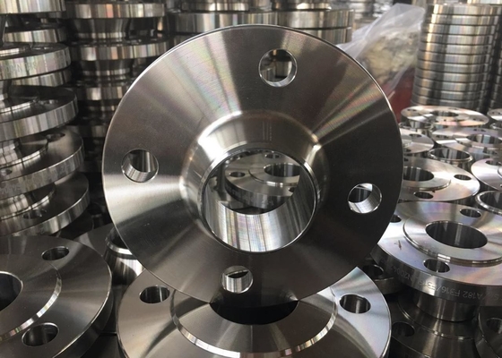 IL PIATTO DI CT20 GOST33259 TYPE01 HA FORGIATO LE FLANGE ED I MONTAGGI GOST33259 TYPE11 WN CТ 09Г2С